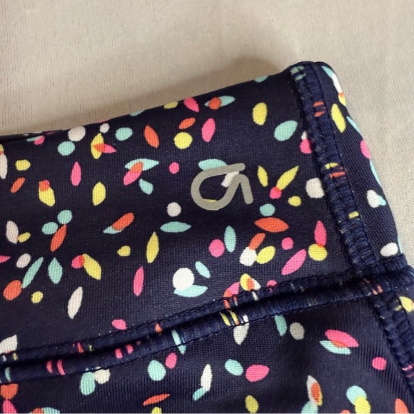 GAP Fit Skort Blue with Colorful Pattern Kids Skirt Activewear Sz S (6-7) - Picture 3 of 9